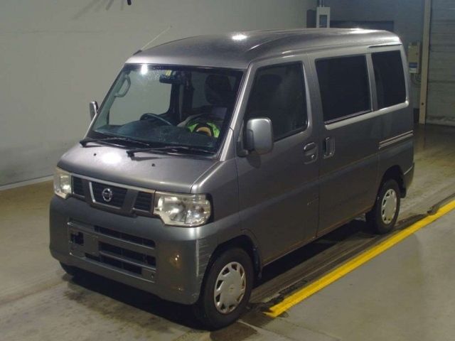 18127 Nissan Clipper van U71V 2012 г. (TAA Yokohama)